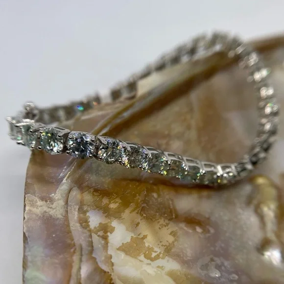 28 Carat Moissanite Diamond Tennis Bracelet 18K 925 Brilliant Round Cut 6.5mm - Picture 6 of 9